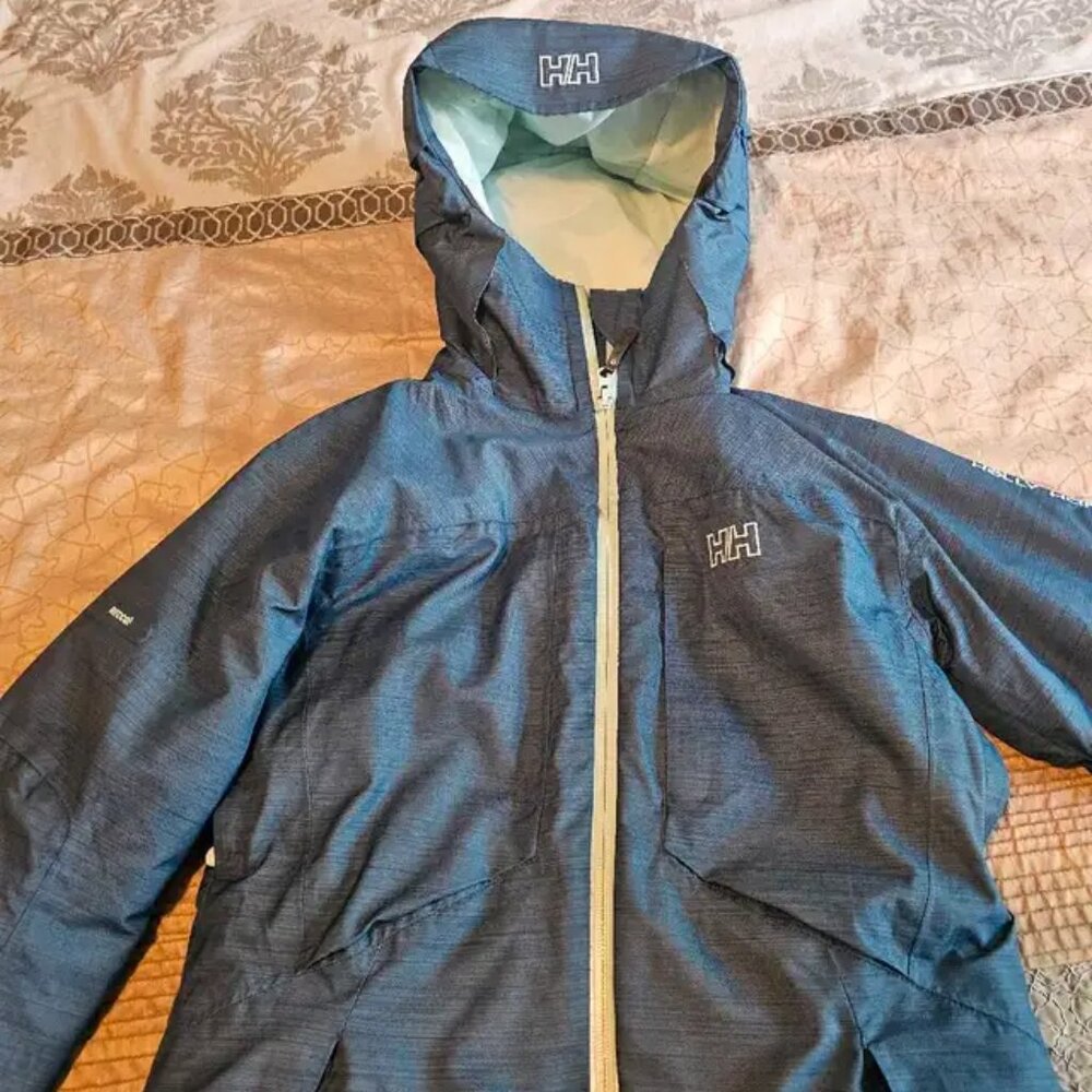 Women's Helly Hansen Ski Jacket - Size Small